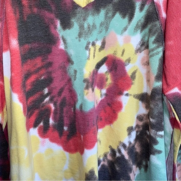 Jodifl Tie Dye Oversized Sweatshirt - Picture 2 of 5